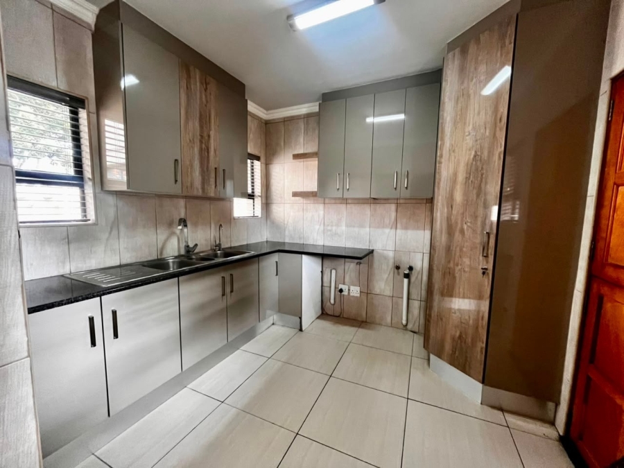 To Let 3 Bedroom Property for Rent in Cashan North West